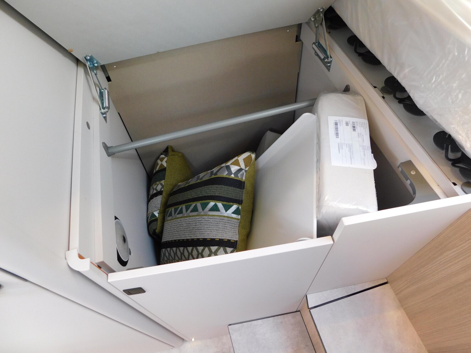 Hymer B-Klasse MC T 680 ALDE, Kompressor-Kühlschrank - Bild 19