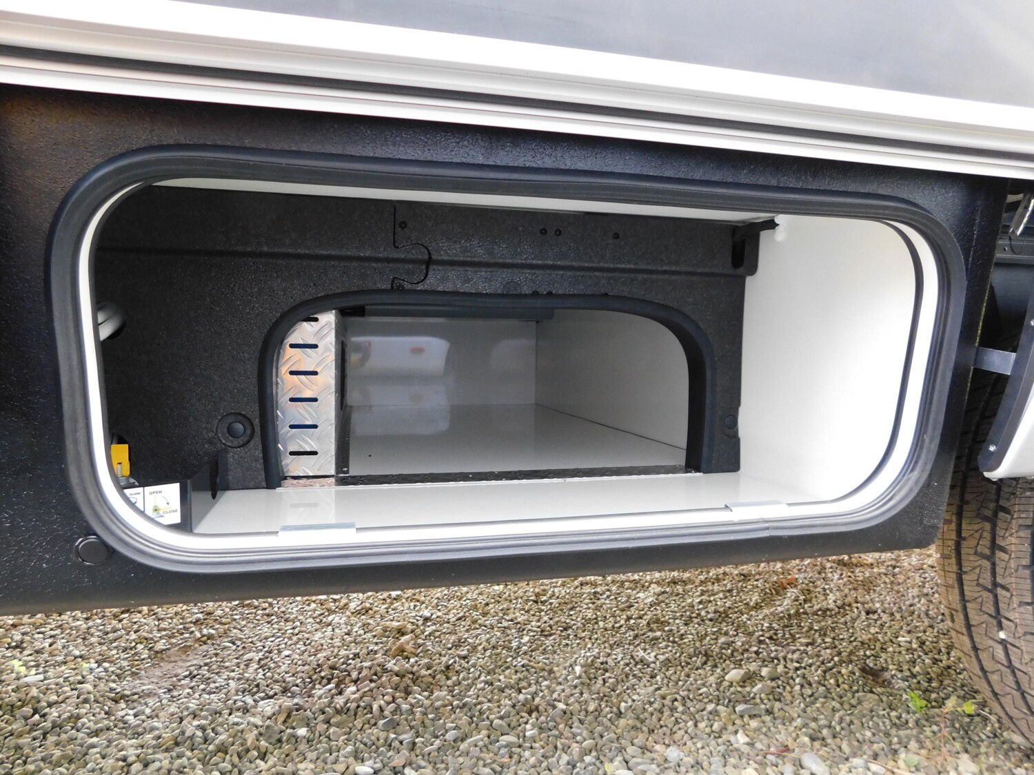 Hymer B-Klasse MC T 680 ALDE, Kompressor-Kühlschrank - Bild 29