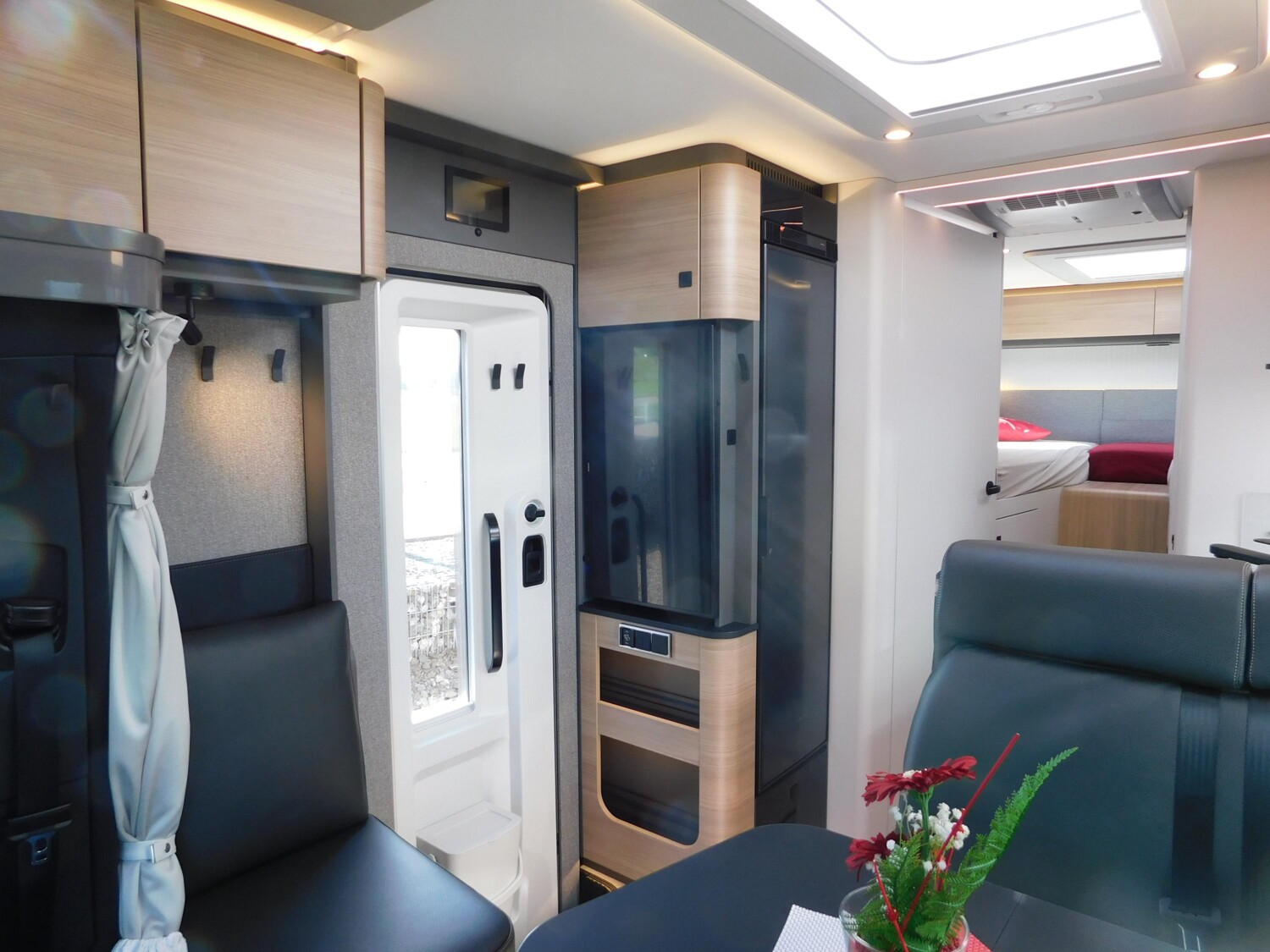 Hymer B-Klasse MC T 680 ALDE, Kompressor-Kühlschrank - Bild 10