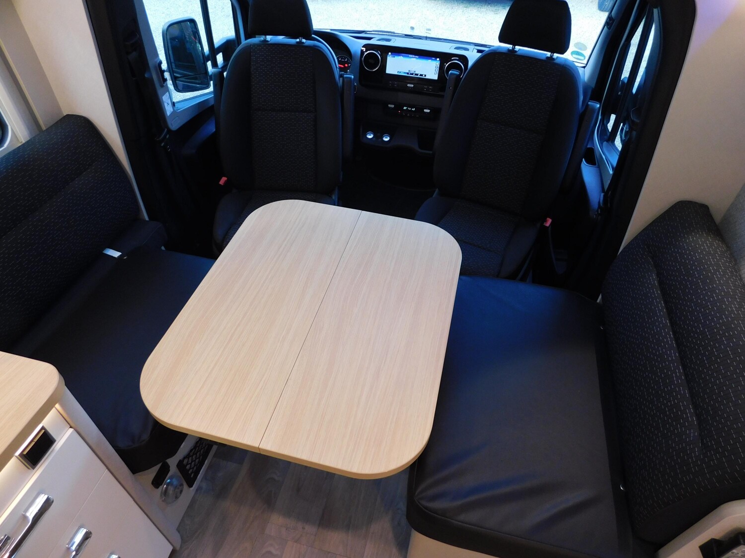 Hymer Tramp S 685 HY4,Klima,Luftfeder,Lithium,Solar - Bild 12