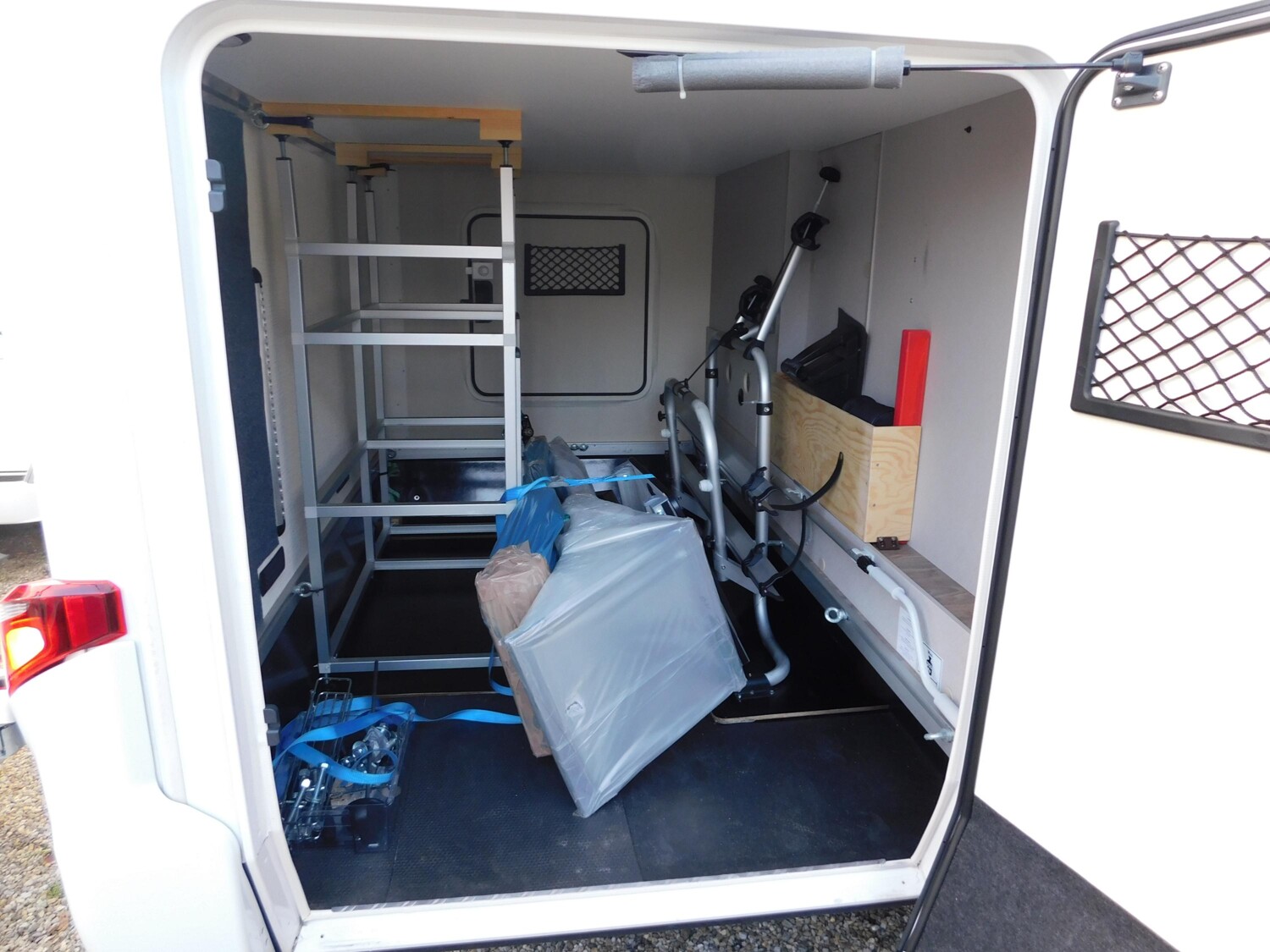 Hymer Tramp S 685 HY4,Klima,Luftfeder,Lithium,Solar - Bild 5