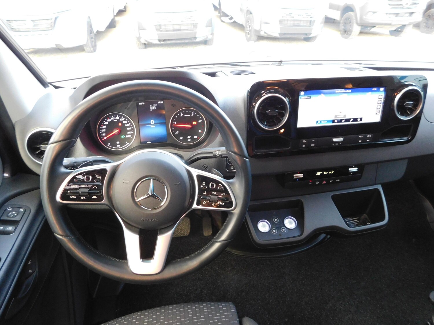 Hymer Tramp S 685 HY4,Klima,Luftfeder,Lithium,Solar - Bild 7