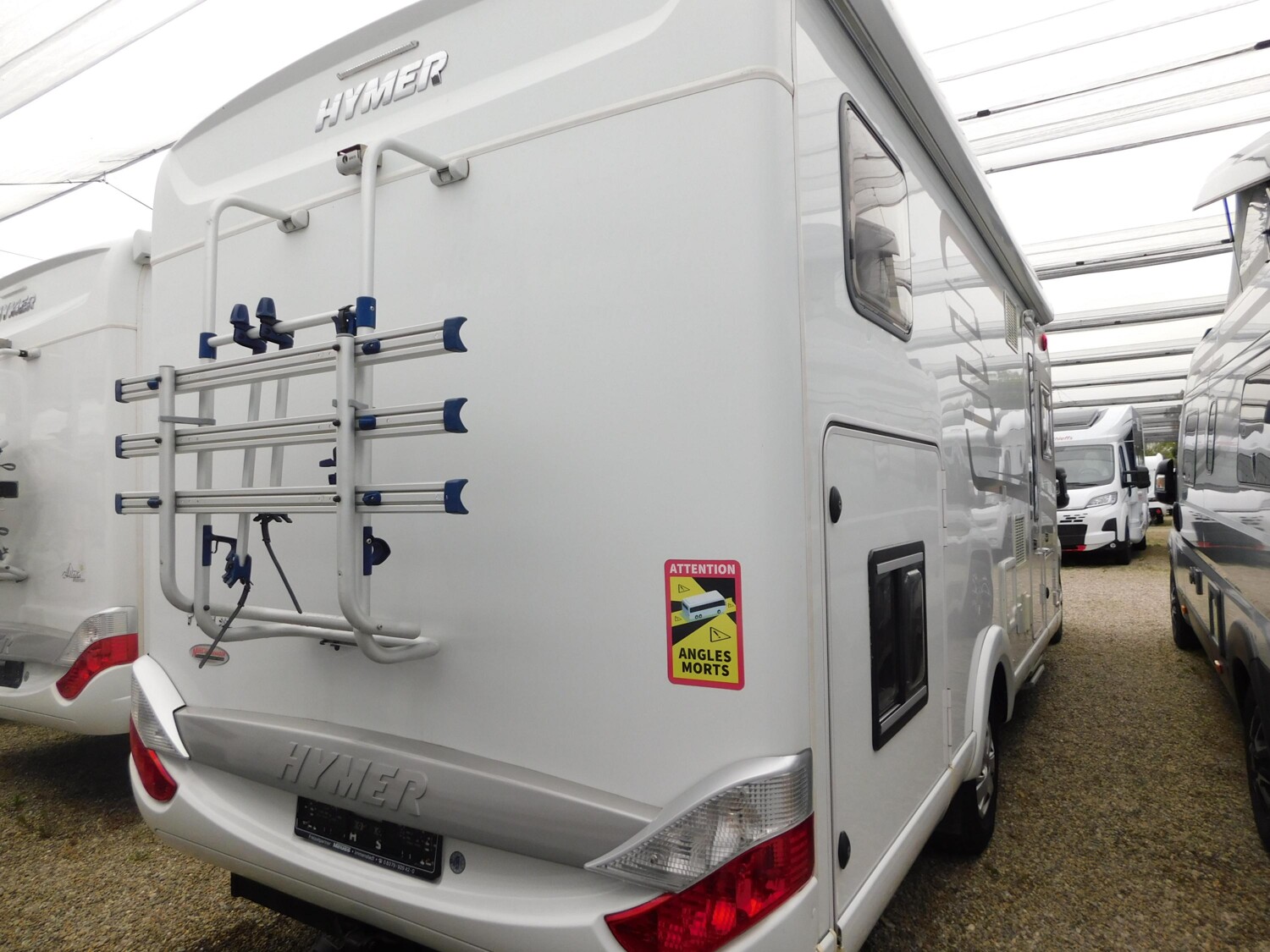 Hymer Tramp SL 704 HY4,Solar,Wechselrichter,Klima,AHK - Hymer Reisemobil 2017 - Bild 3 Hymer Tramp SL 704 HY4,Solar,Wechselrichter,Klima,AHK - Bild 3
