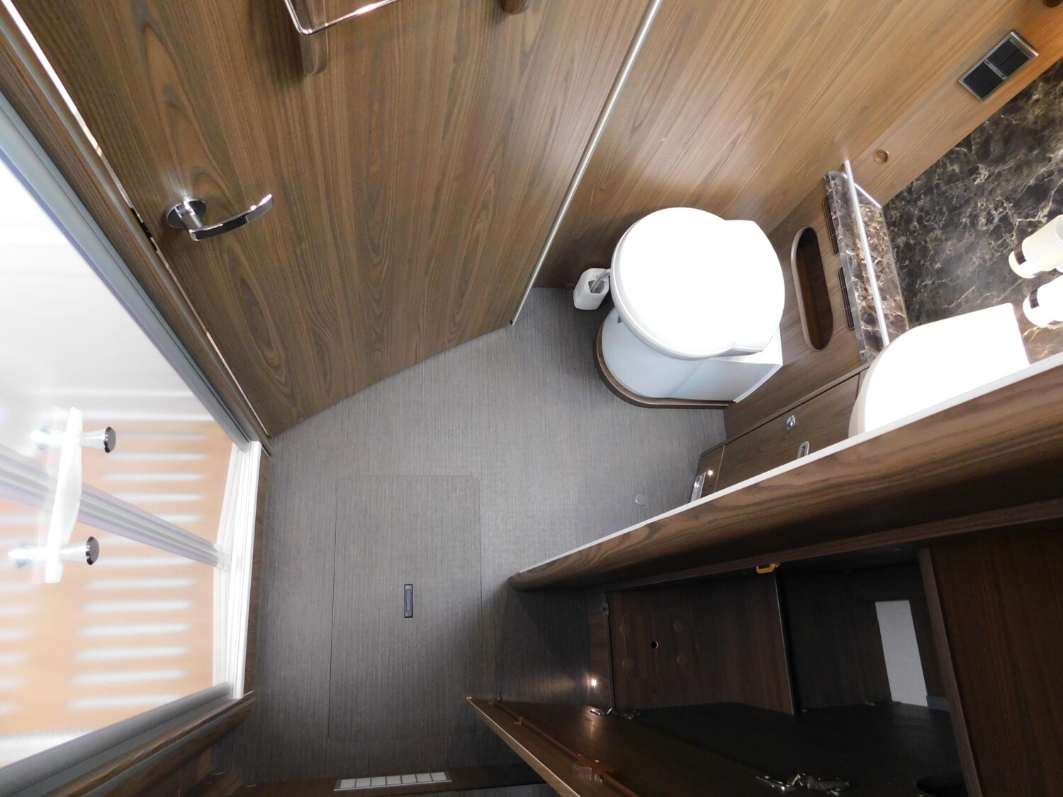 Hymer B-Klasse SL 704 600Ah Lithium, Hubstützen, ALDE - Bild 16