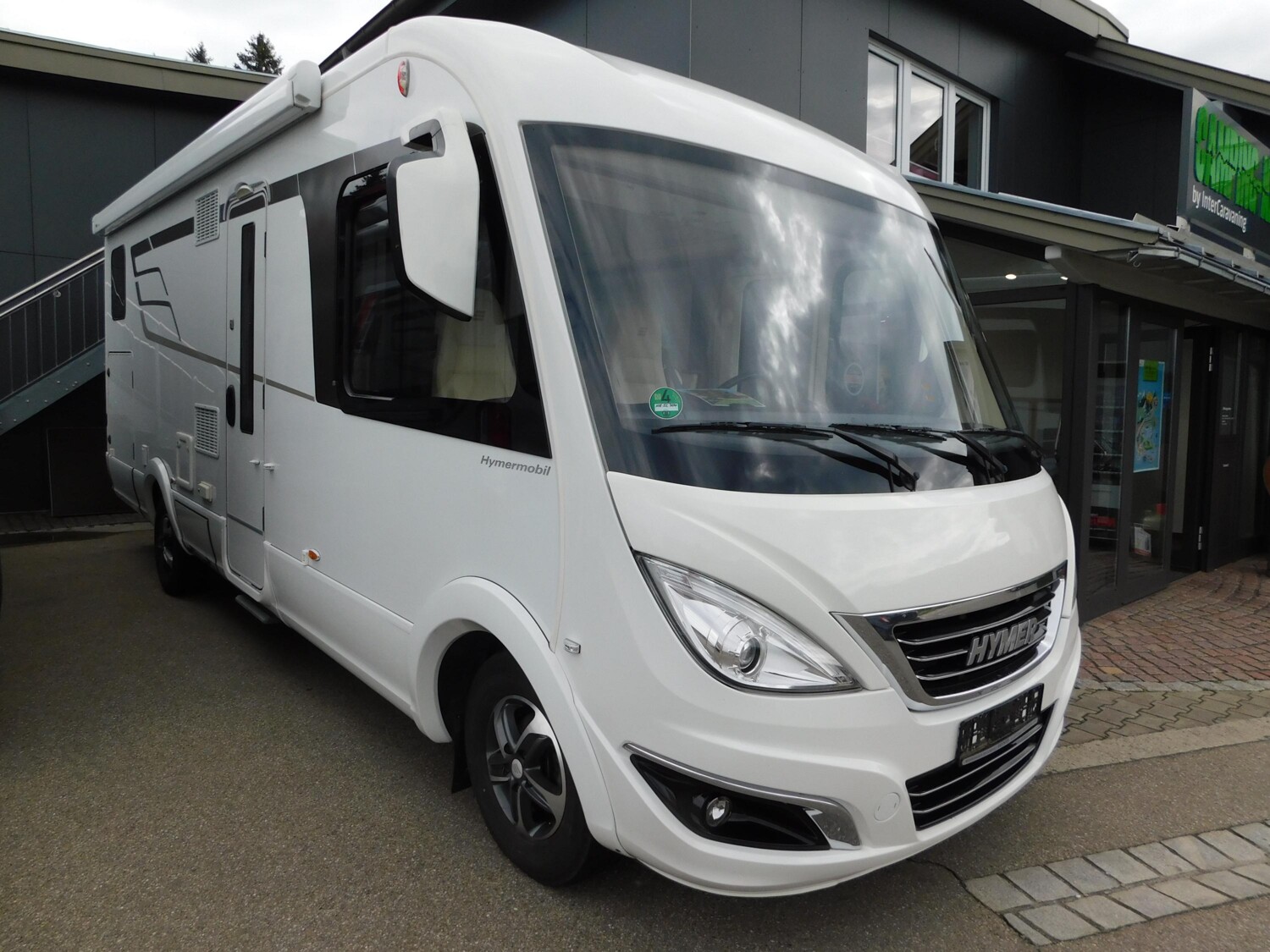 Hymer B-Klasse SL 704 600Ah Lithium, Hubstützen, ALDE - Bild 2