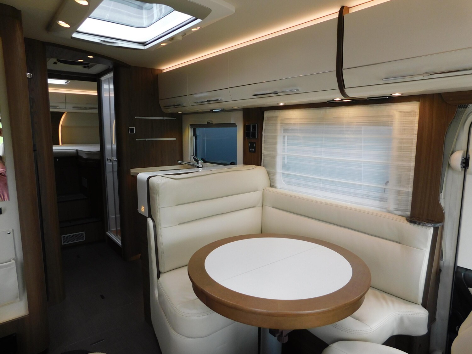 Hymer B-Klasse SL 704 600Ah Lithium, Hubstützen, ALDE - Bild 6