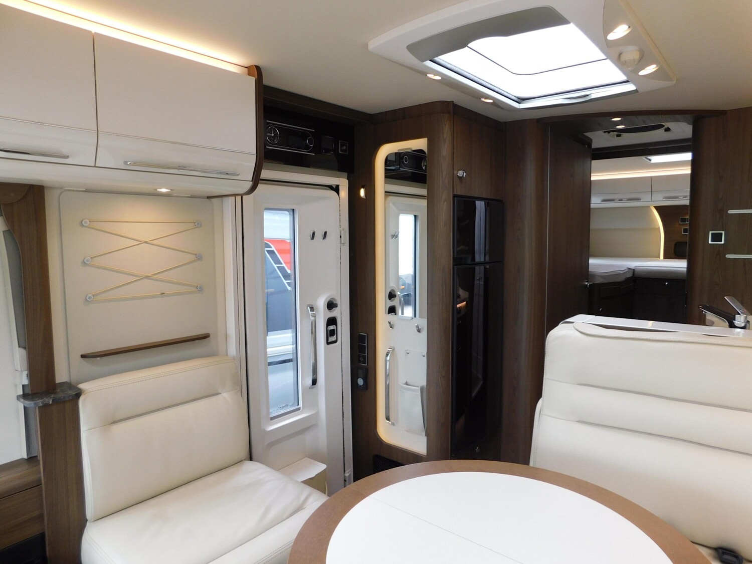 Hymer B-Klasse SL 704 600Ah Lithium, Hubstützen, ALDE - Bild 7