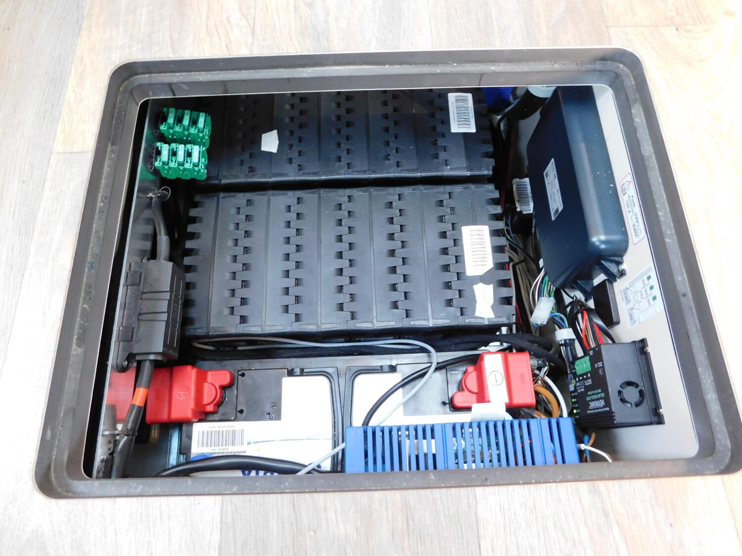 Hymer B-Klasse ML I 780 Hydraulikstützen, 2xTV, Solar - Bild 25