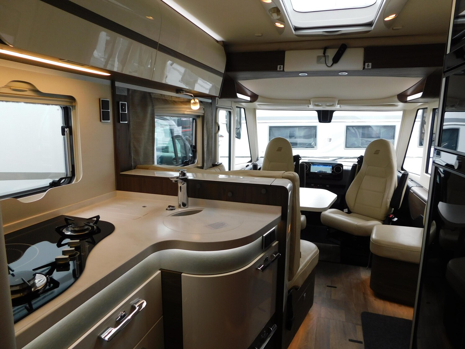 Hymer B-Klasse ML I 780 Hydraulikstützen, 2xTV, Solar - Bild 9