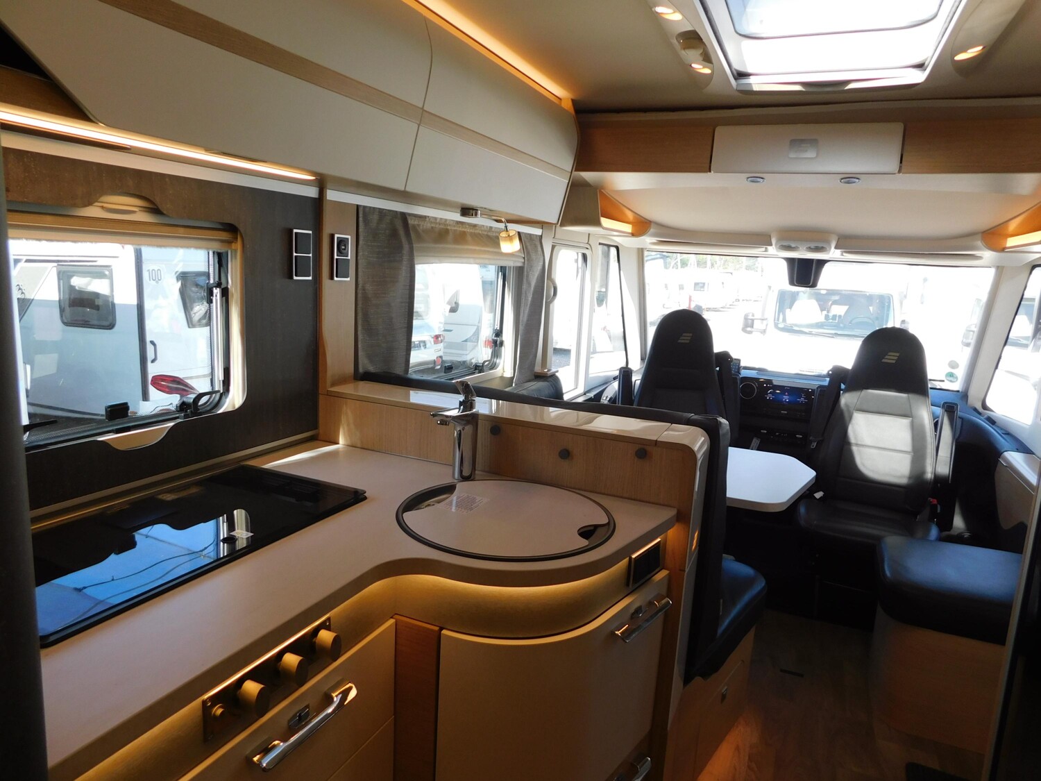Hymer B-Klasse ML I 780 Voll-Luftfeder+Hubstützen+2xTV - Bild 14