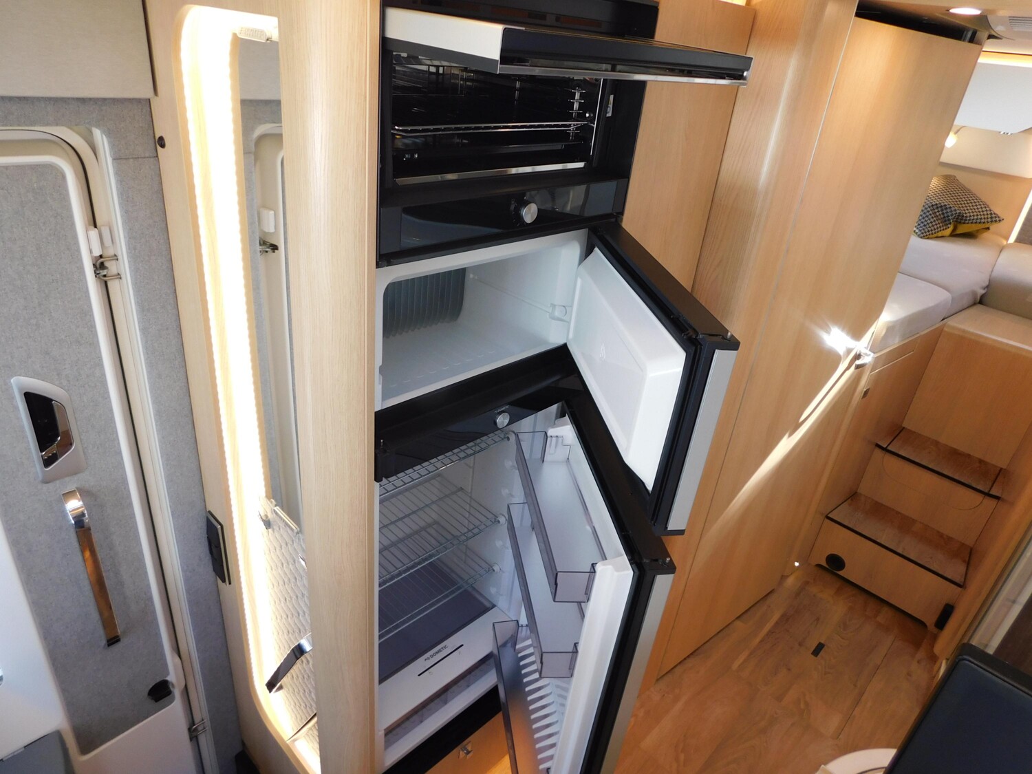Hymer B-Klasse ML I 780 Voll-Luftfeder+Hubstützen+2xTV - Bild 17