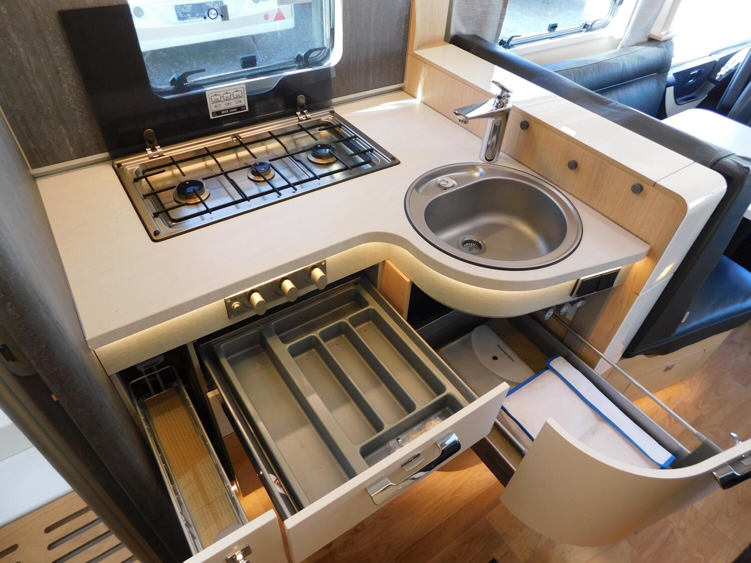 Hymer B-Klasse ML I 780 Voll-Luftfeder+Hubstützen+2xTV - Bild 19