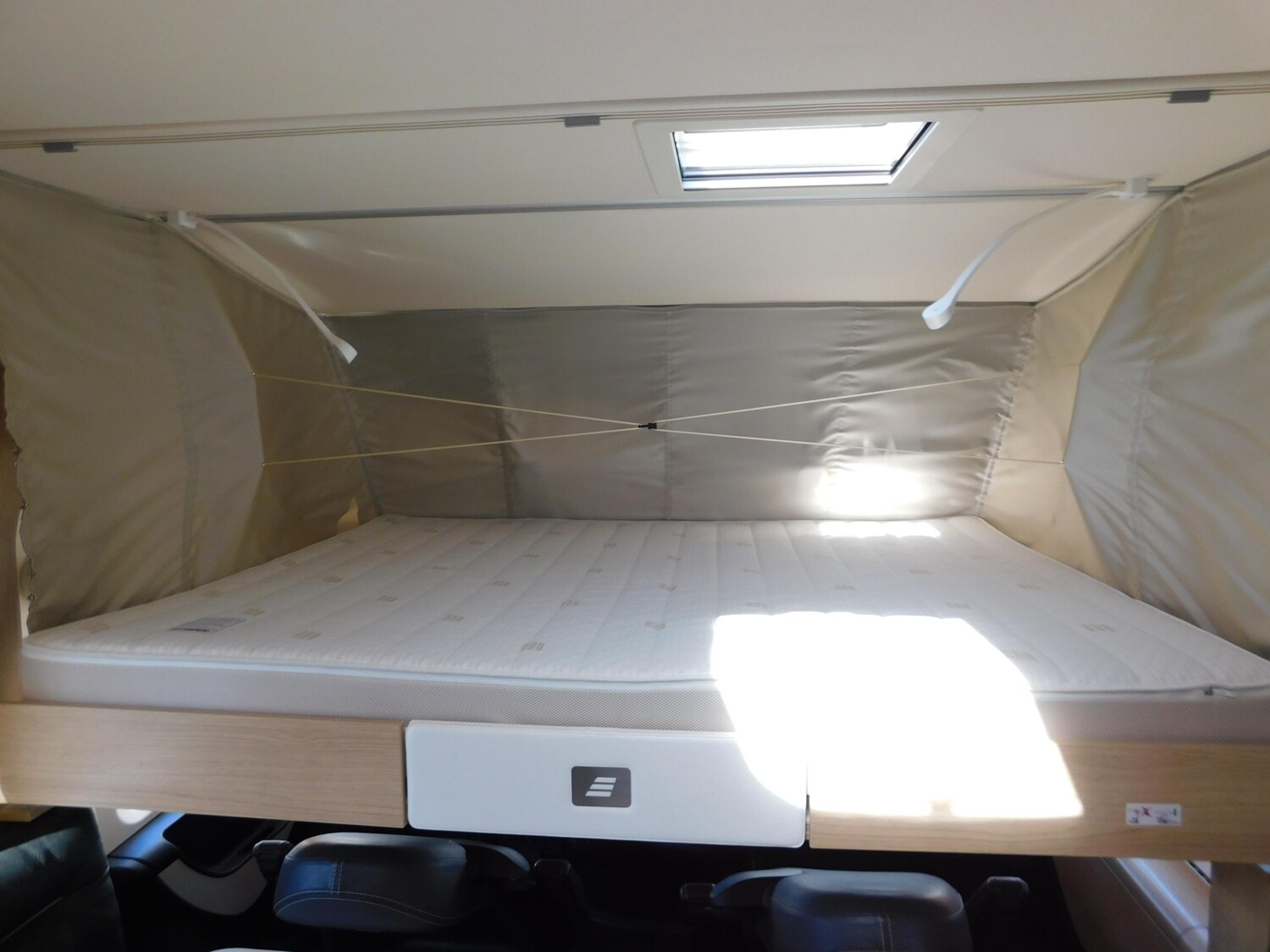 Hymer B-Klasse ML I 780 Voll-Luftfeder+Hubstützen+2xTV - Bild 30