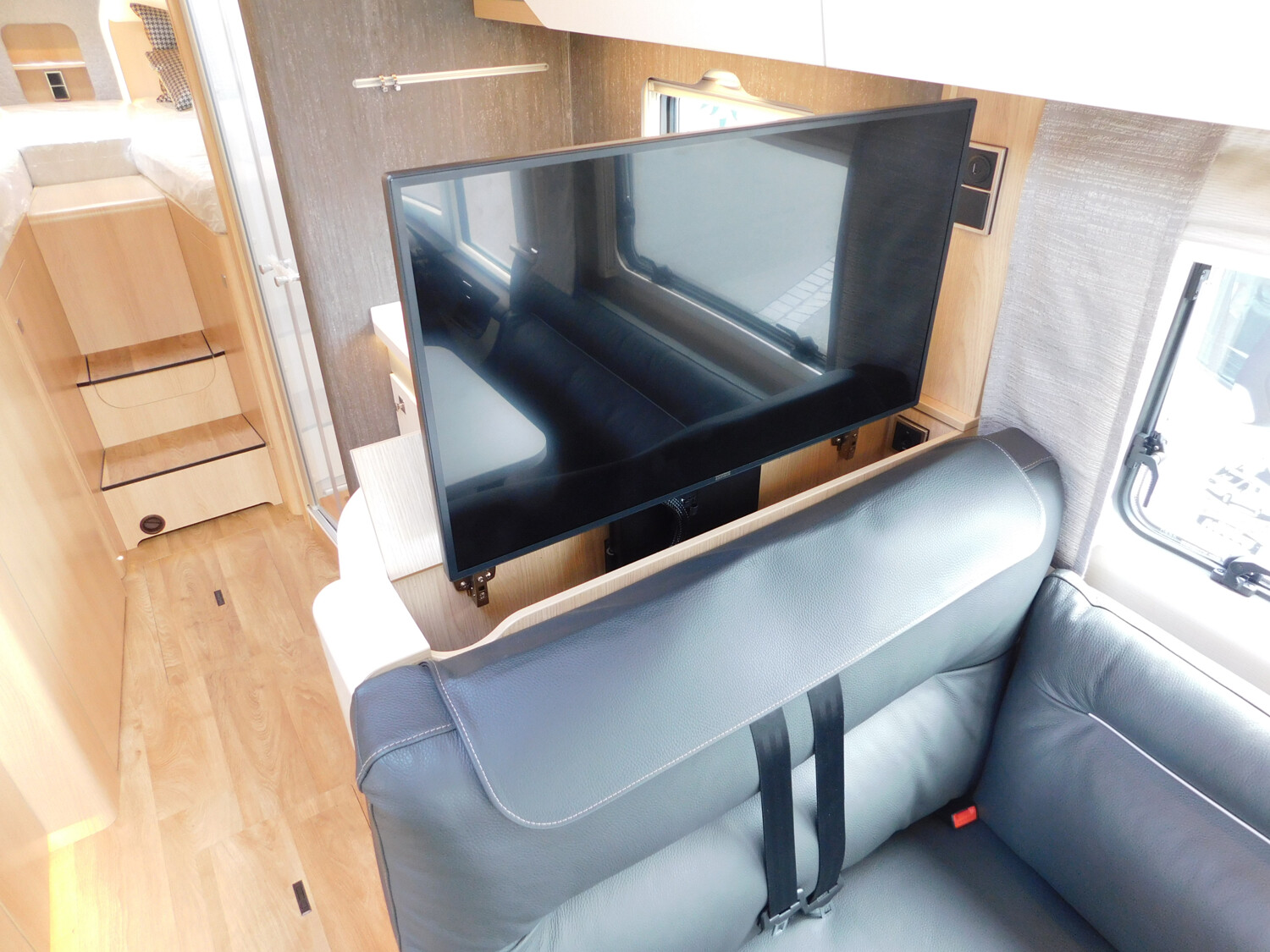 Hymer B-Klasse ML I 780 HY4, Klima, Backofen, Leder - Bild 20