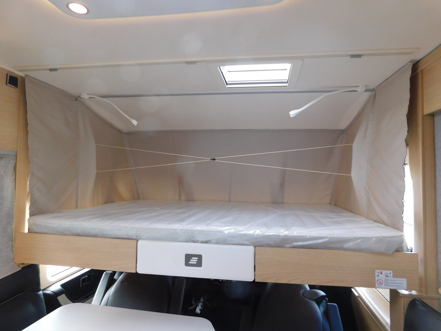 Hymer B-Klasse ML I 780 HY4, Klima, Backofen, Leder - Bild 21