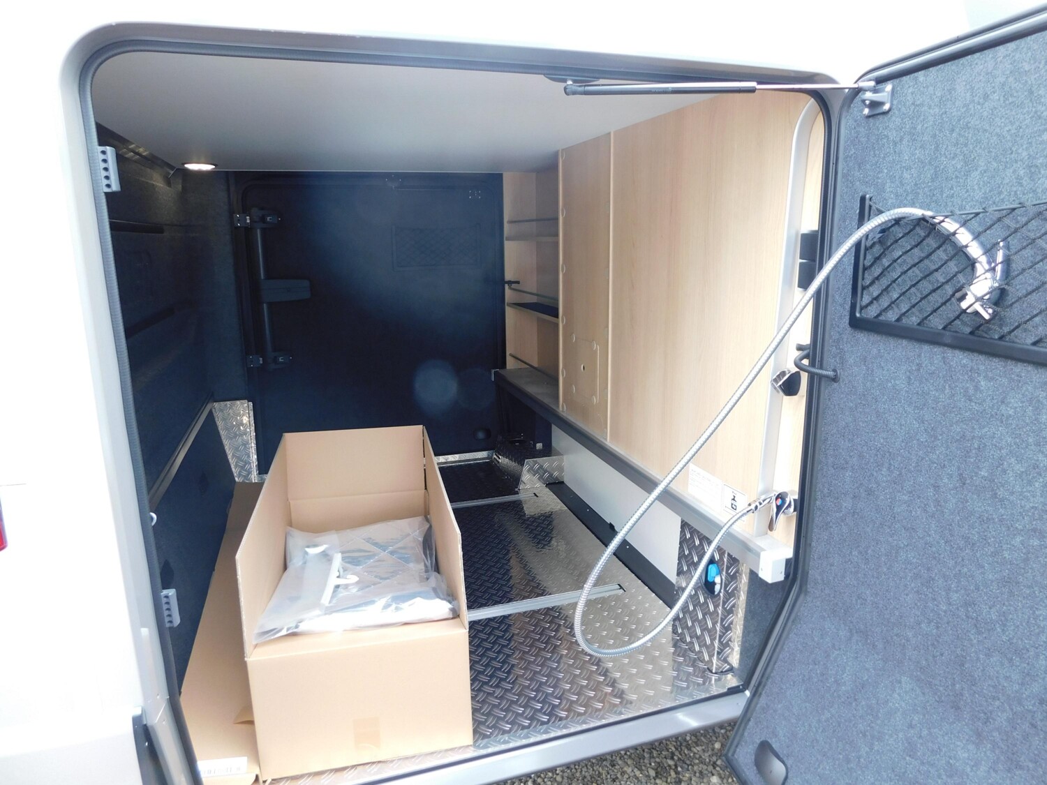 Hymer B-Klasse ML T BlackLine 780 Arktis+Lithiumpaket - Bild 6