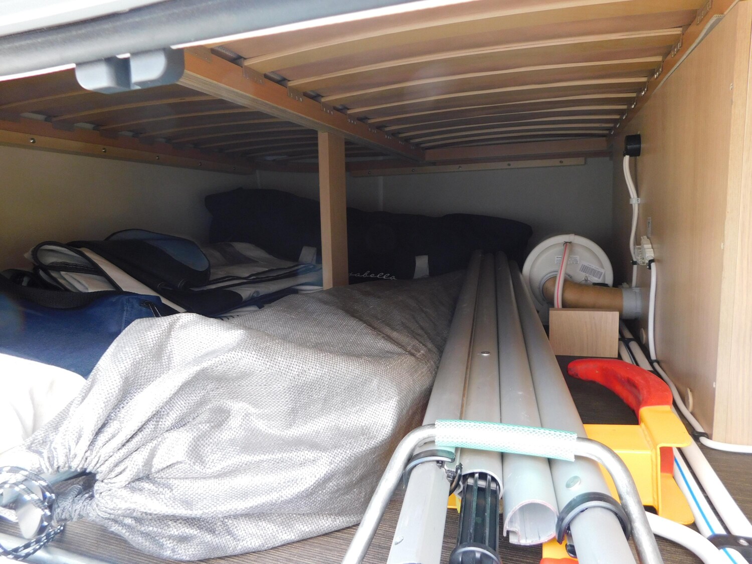 Hymer Eriba Touring Familia 310 - Bild 13