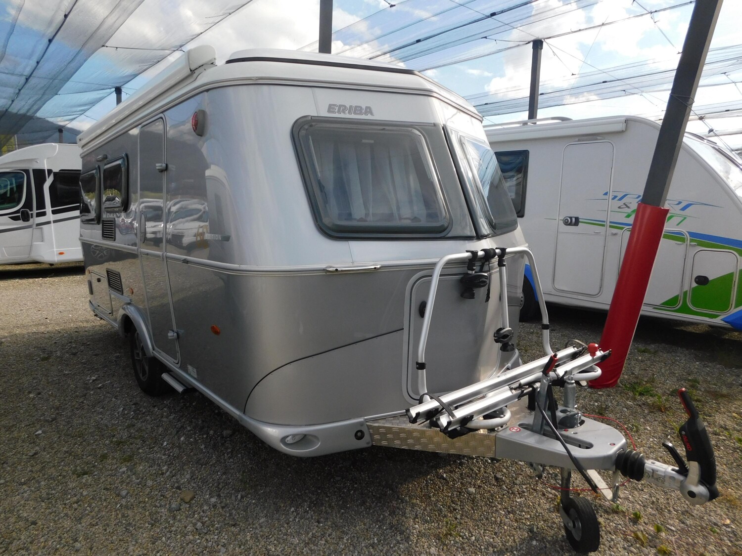 Hymer Eriba Touring Familia 310 - Bild 2
