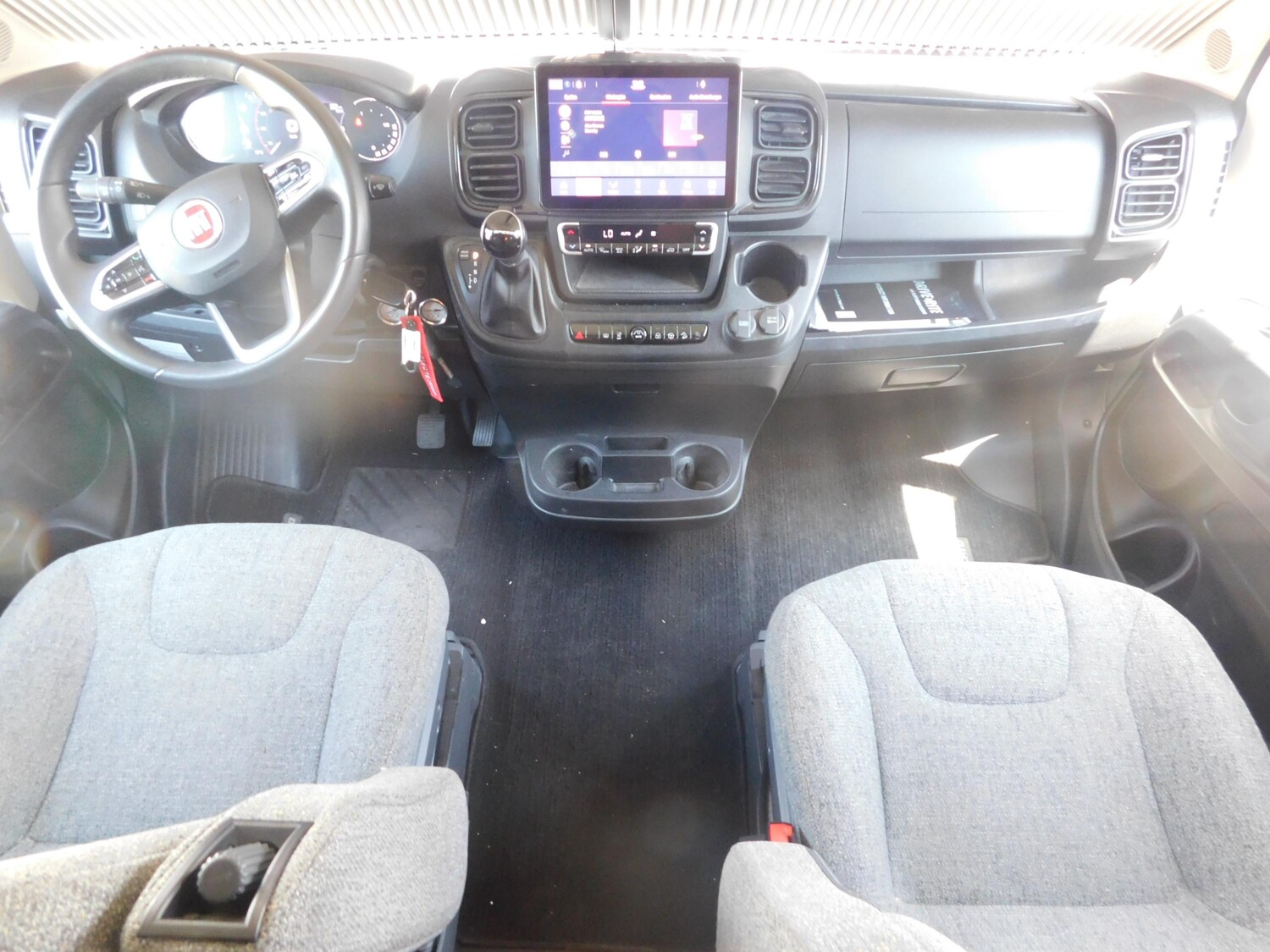 Hymer Grand Canyon Fiat Luftfeder.+200AhLithium+4.250+ - Bild 16