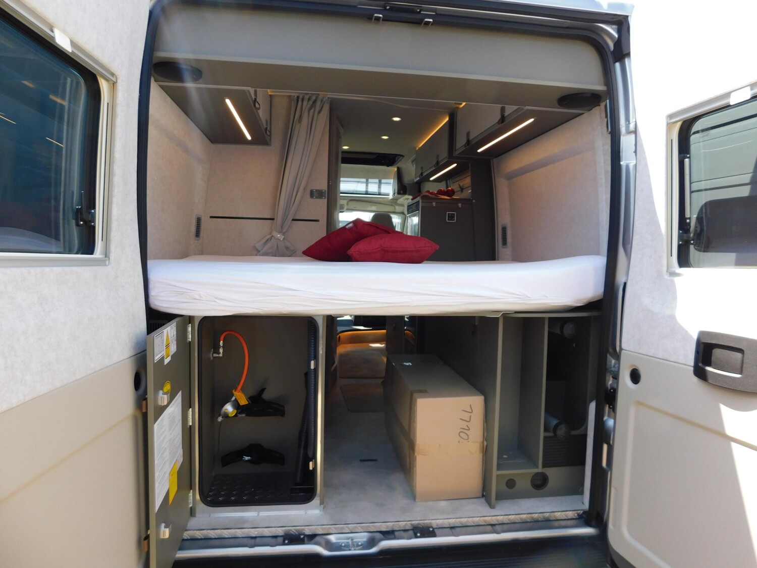 Hymer Grand Canyon Fiat Dieselheizung, Aufstelldach - Bild 5
