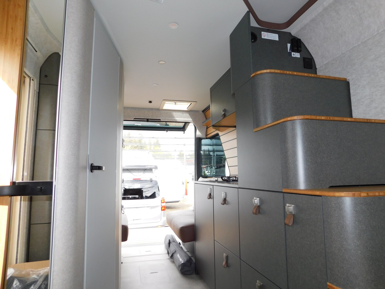 Hymer Venture S Mercedes - Hymer Reisemobil 2024 - Bild 7 Hymer Venture S Mercedes - Bild 7