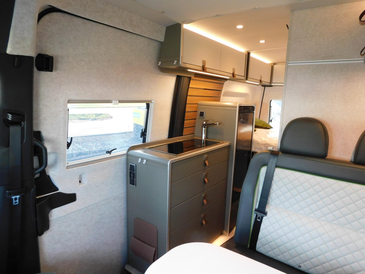 Hymer Grand Canyon S CrossOver Mercedes EINZELSTÜCK !! - Bild 17