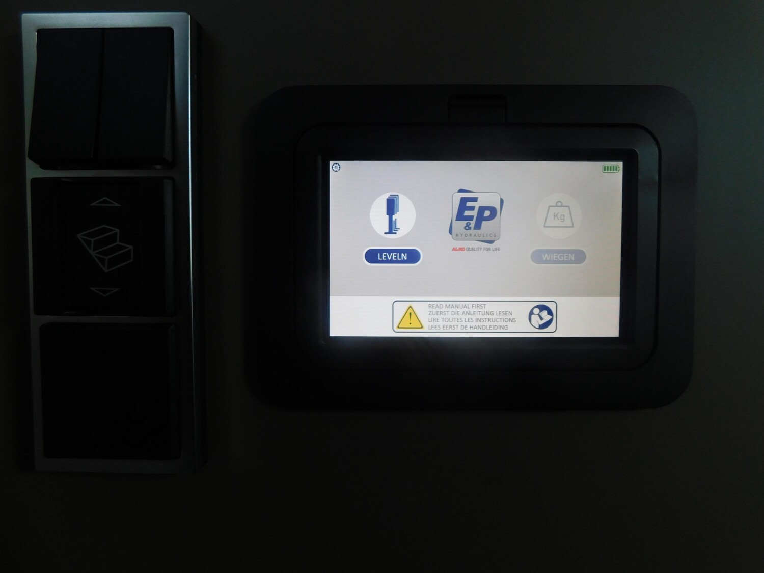 Hymer Grand Canyon S CrossOver 600 Seilwinde, Stützen - Bild 16