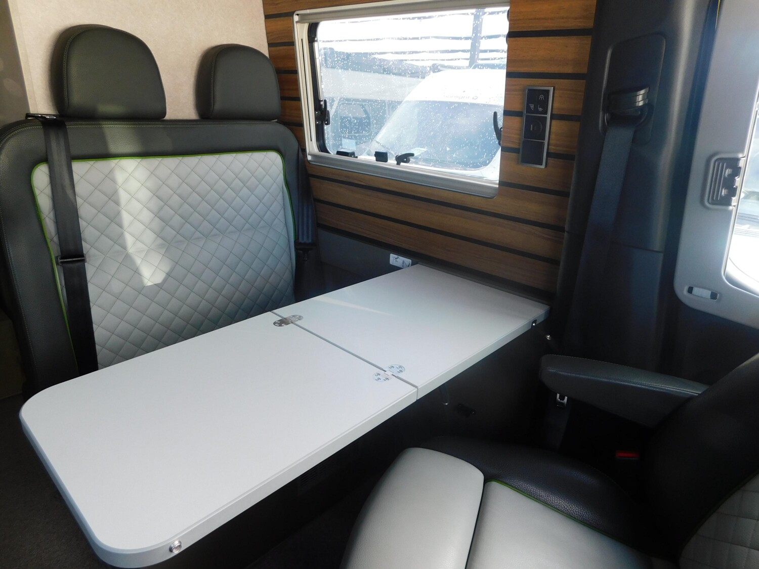 Hymer Grand Canyon S CrossOver 600 Seilwinde, Stützen - Bild 7