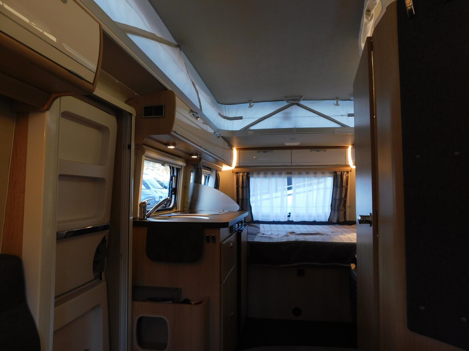 Hymer Eriba Touring 60 EDITION Troll 530 Mover+Markise - Bild 10