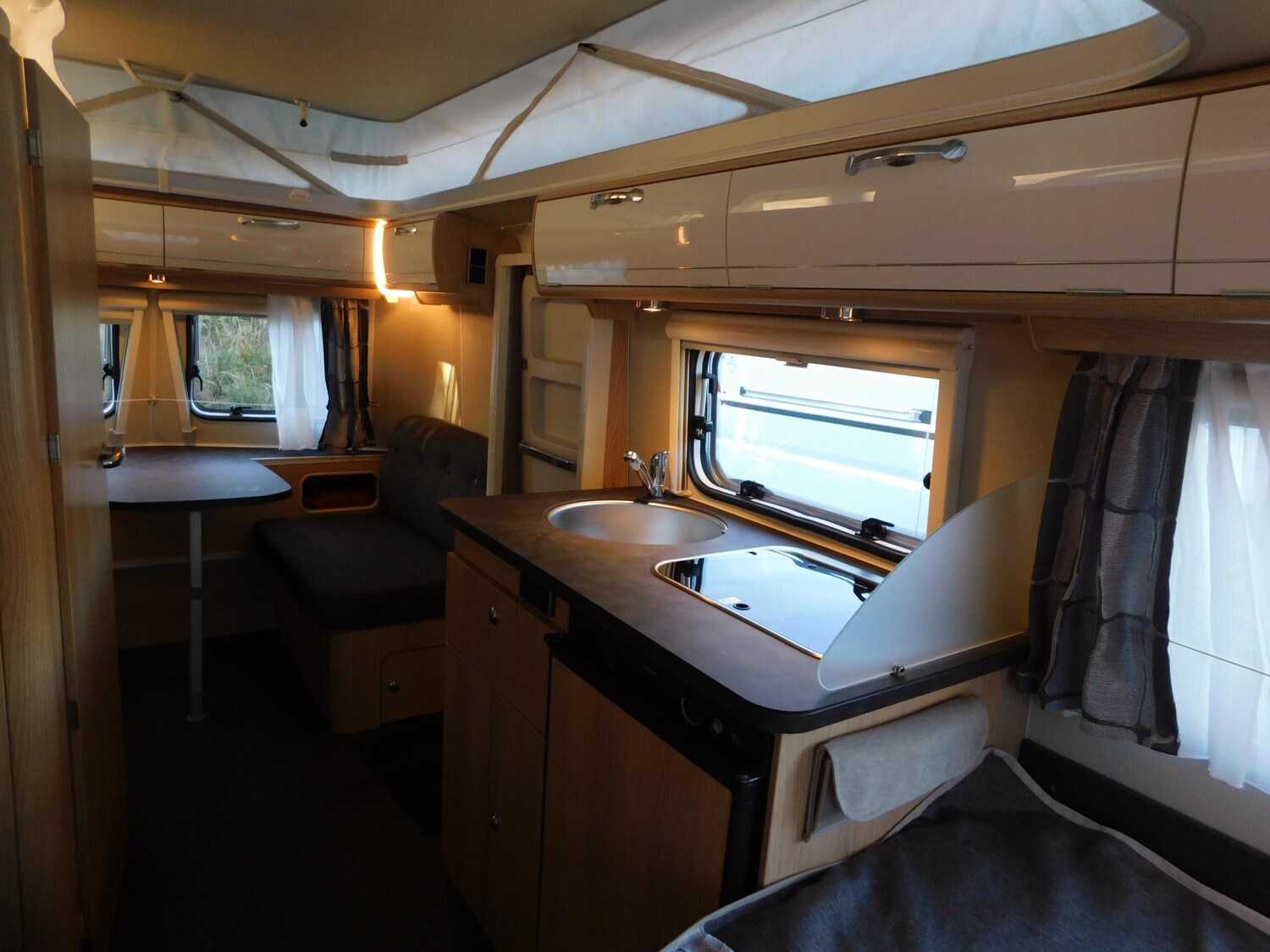 Hymer Eriba Touring 60 EDITION Troll 530 Mover+Markise - Bild 11
