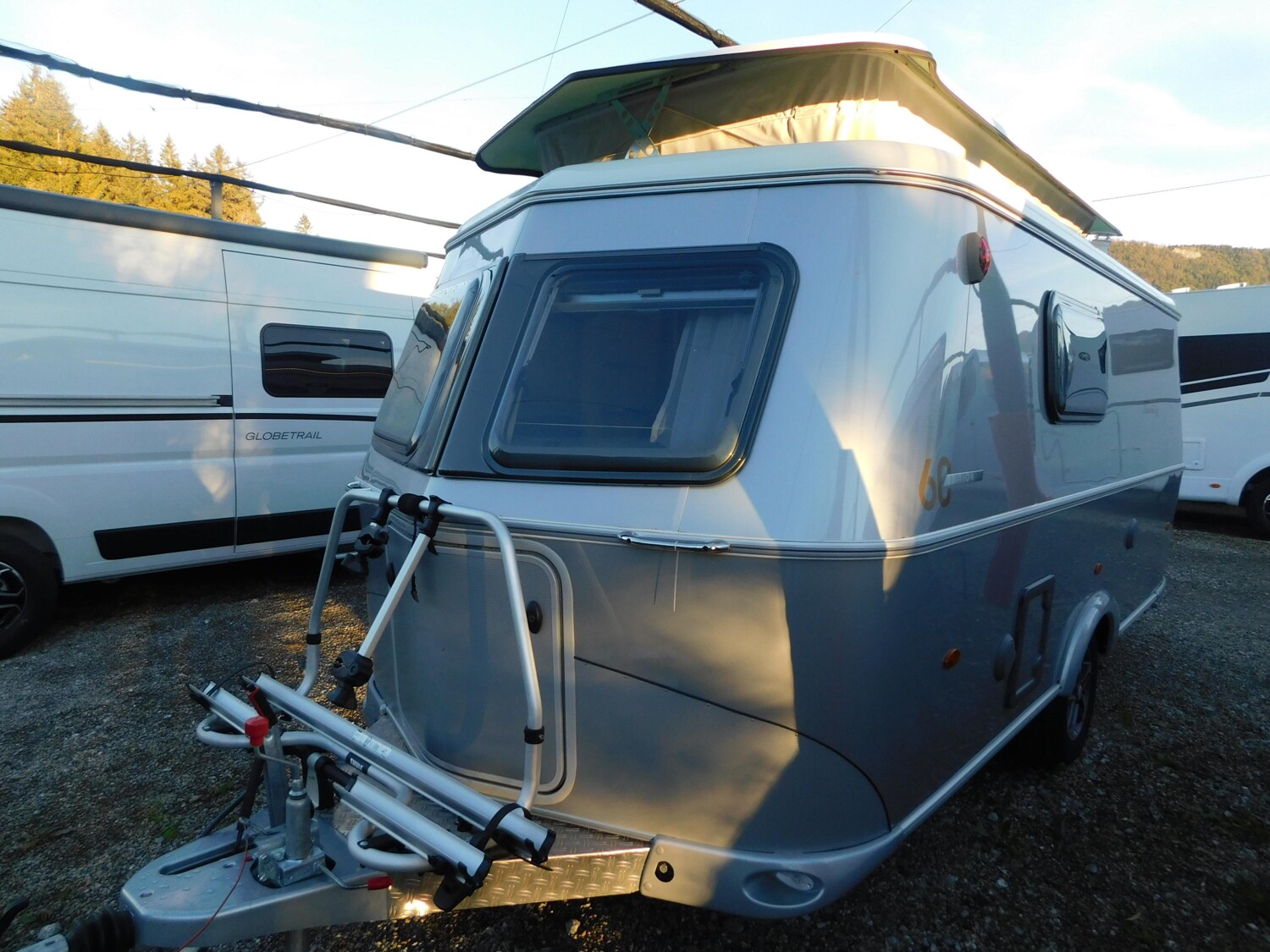 Hymer Eriba Touring 60 EDITION Troll 530 Mover+Markise - Bild 2