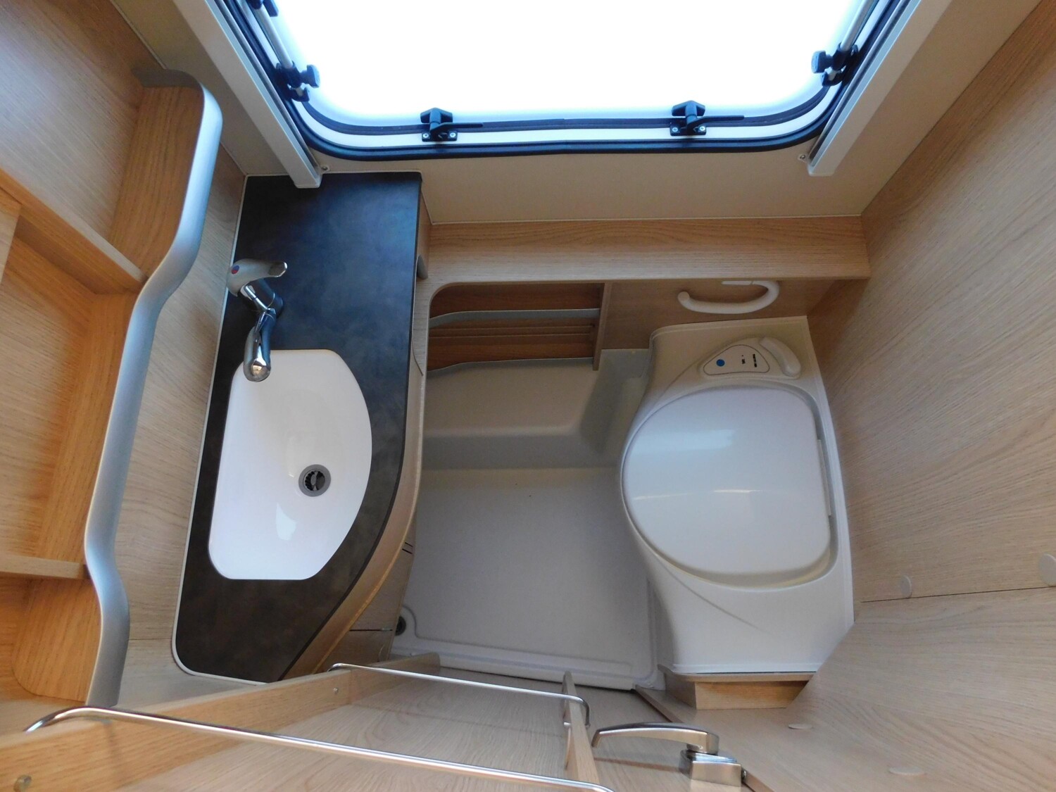 Hymer Eriba Touring 60 EDITION Troll 530 Mover+Markise - Bild 20