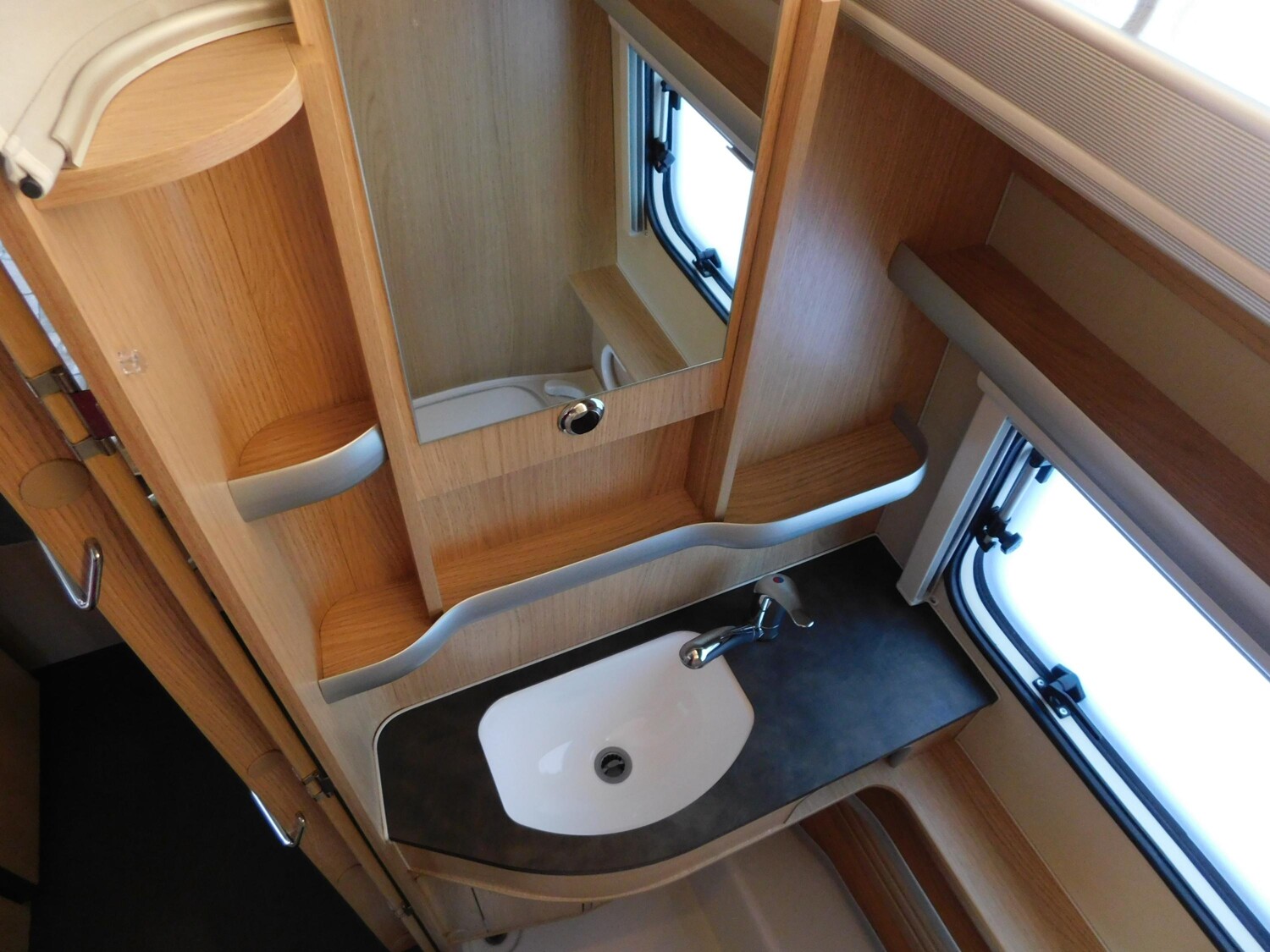 Hymer Eriba Touring 60 EDITION Troll 530 Mover+Markise - Bild 21