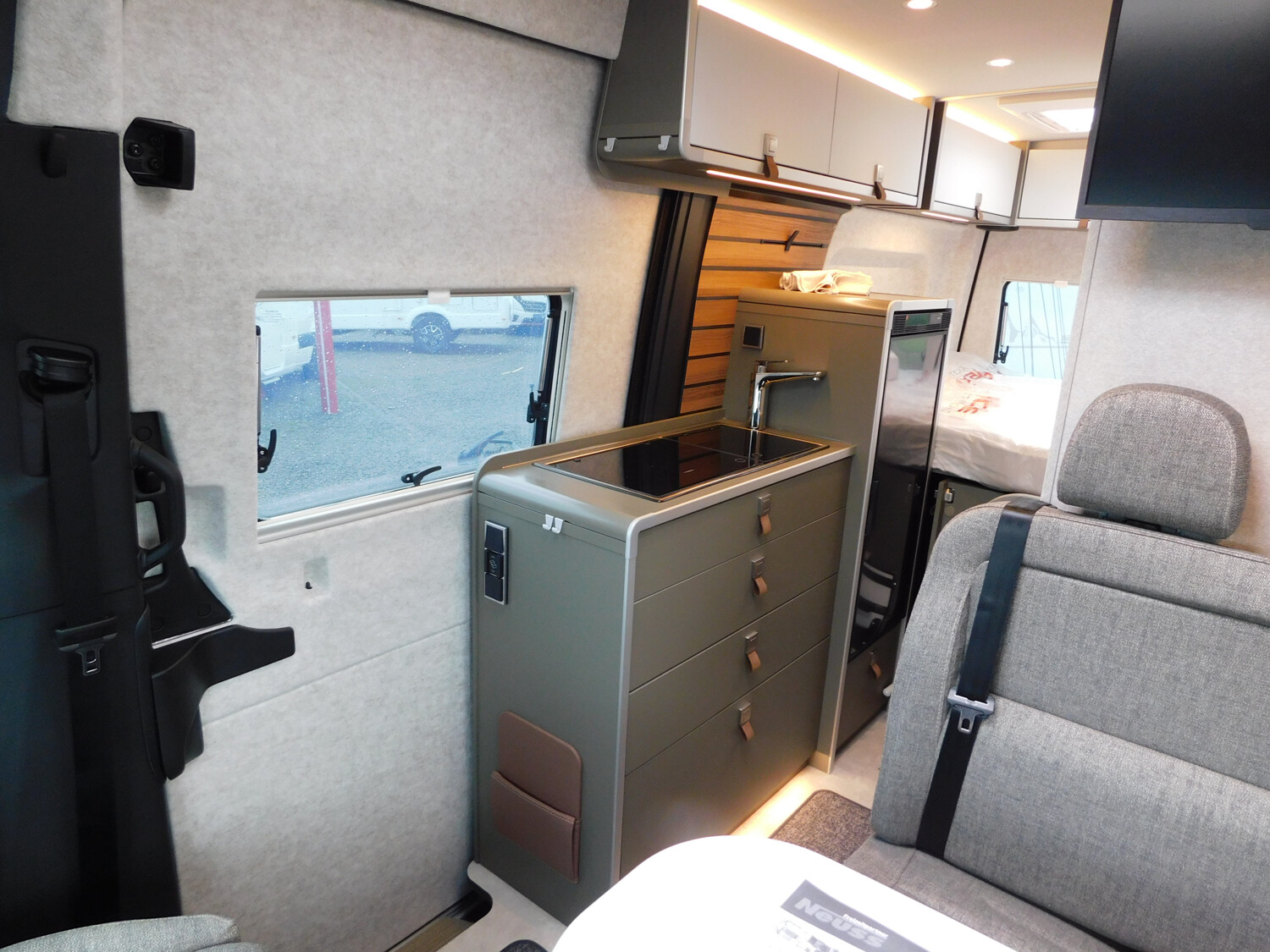 Hymer Grand Canyon S Xperience Winter+Autarkpaket, AHK - Bild 10