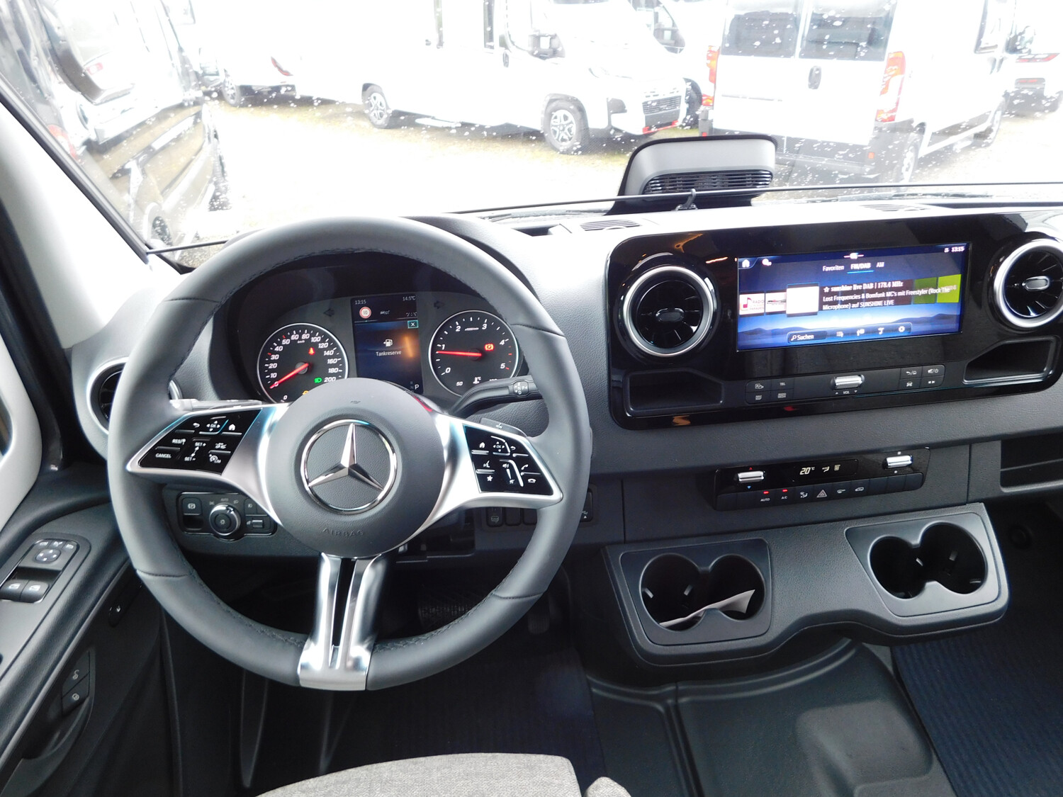 Hymer Grand Canyon S Xperience Winter+Autarkpaket, AHK - Bild 7