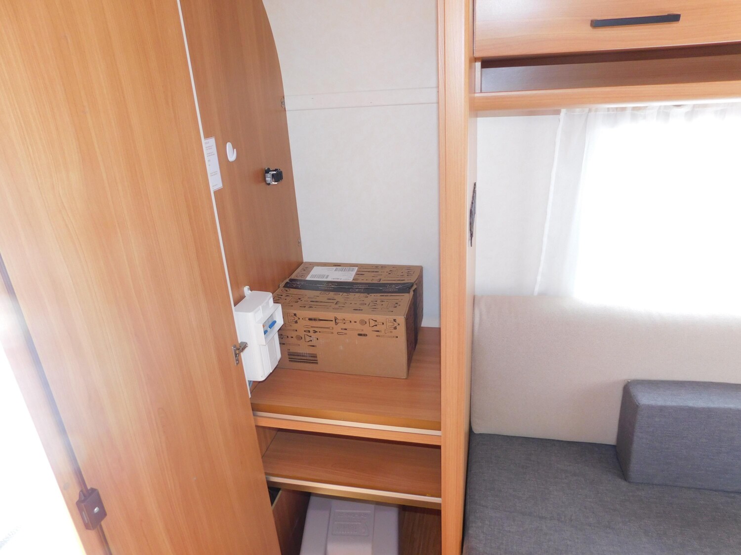 Knaus Sport 420 QD 1300 kg,Sackmarkise,Gas-Alarm - Bild 11