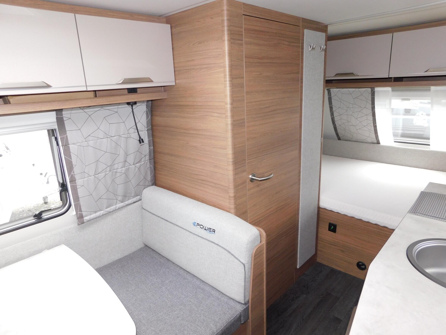 Knaus Sport ePOWER SELECTION 420 QD Klima,Mover,Markis - Bild 5