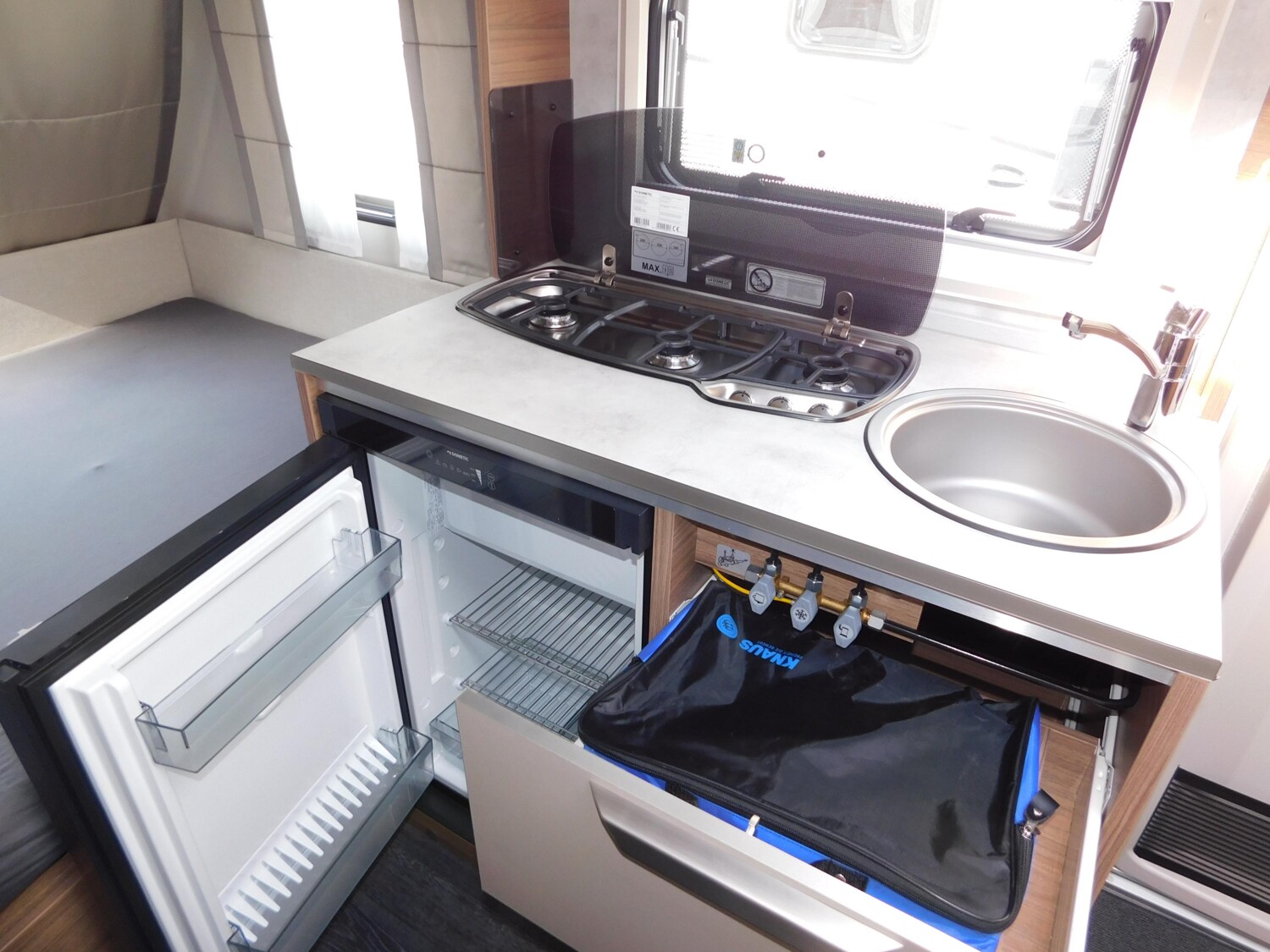 Knaus Sport 420 QD Mover, Markise, Radträger - Bild 10