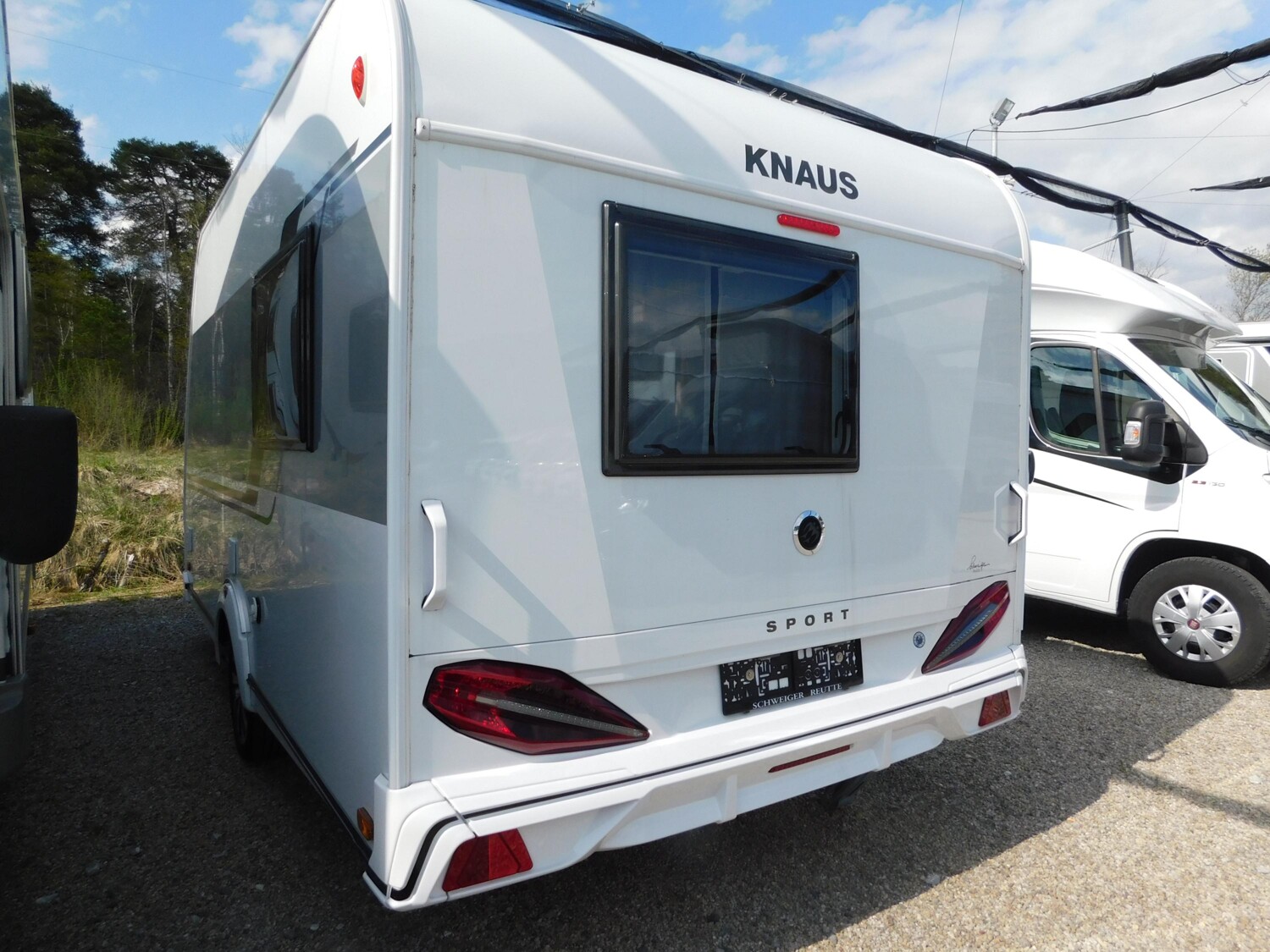 Knaus Sport 420 QD Mover, Markise, Radträger - Bild 3