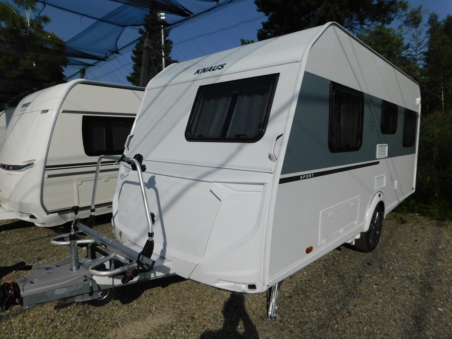 Knaus Sport 450 FU Mover, Fahrradträger, TV-Halter - Bild 2