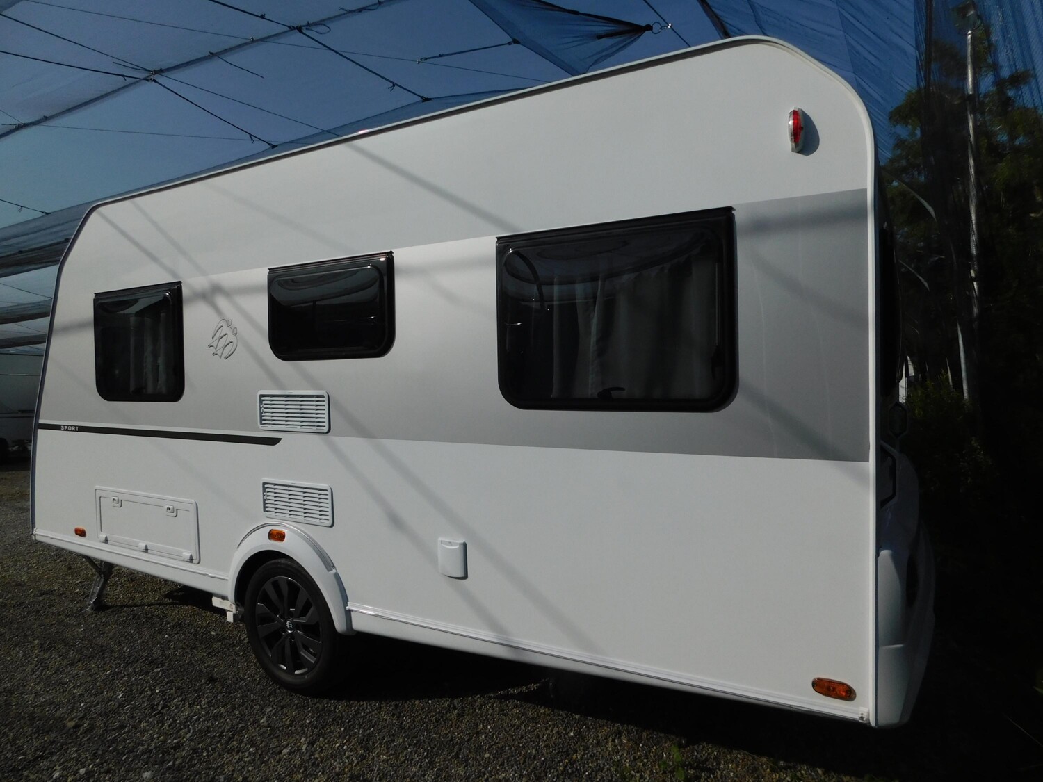 Knaus Sport 450 FU Mover, Fahrradträger, TV-Halter - Bild 3