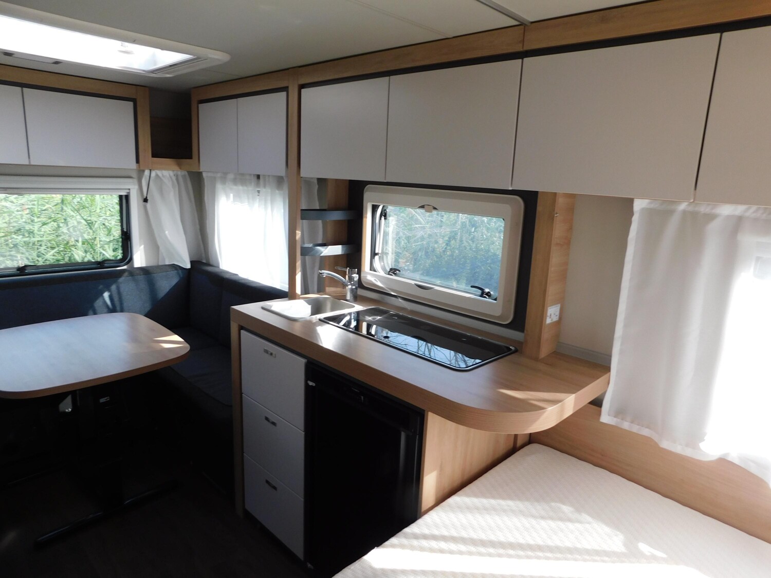 Knaus Sport 450 FU Mover, Fahrradträger, TV-Halter - Bild 5
