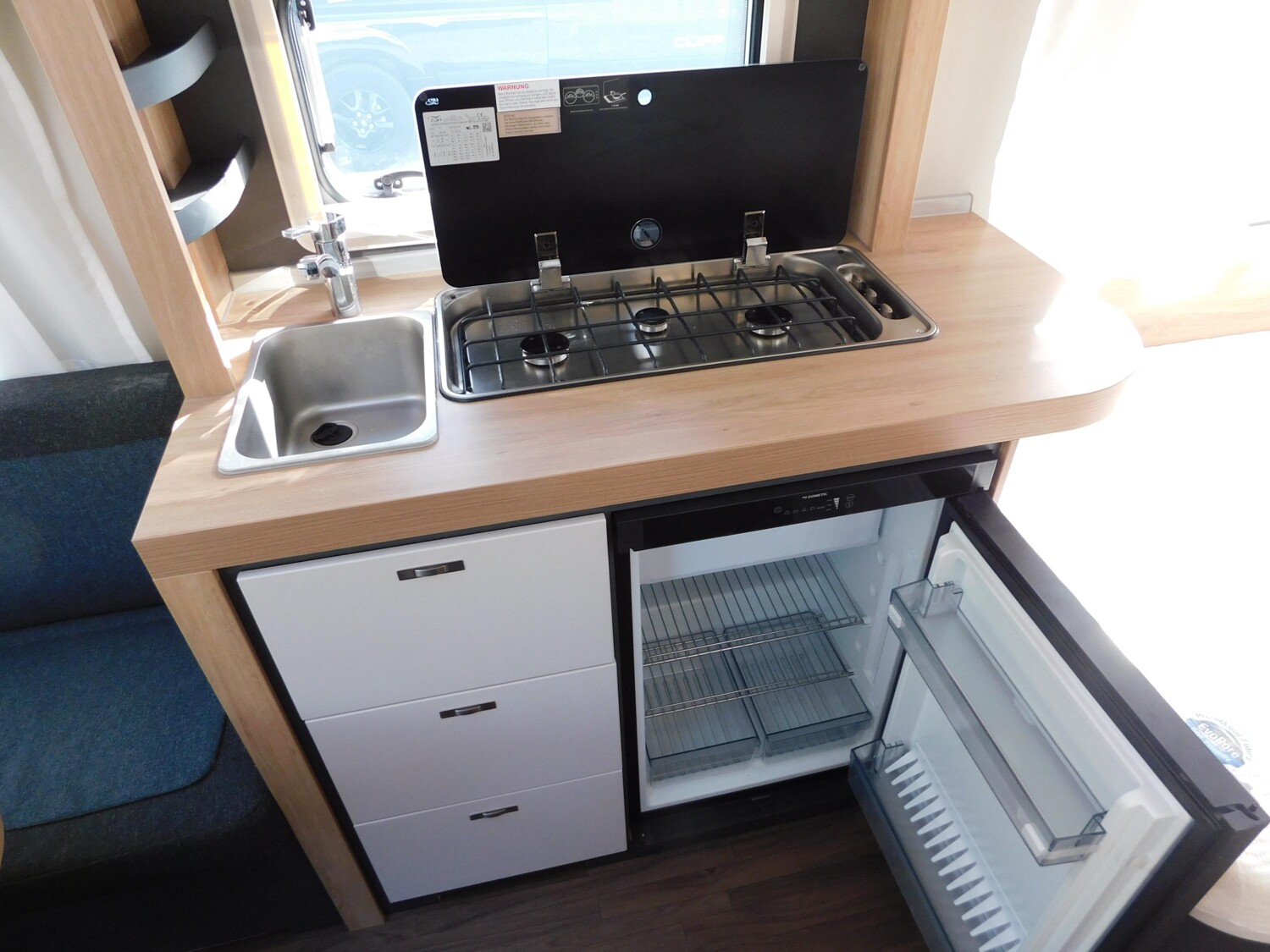 Knaus Sport 450 FU Mover, Fahrradträger, TV-Halter - Bild 8