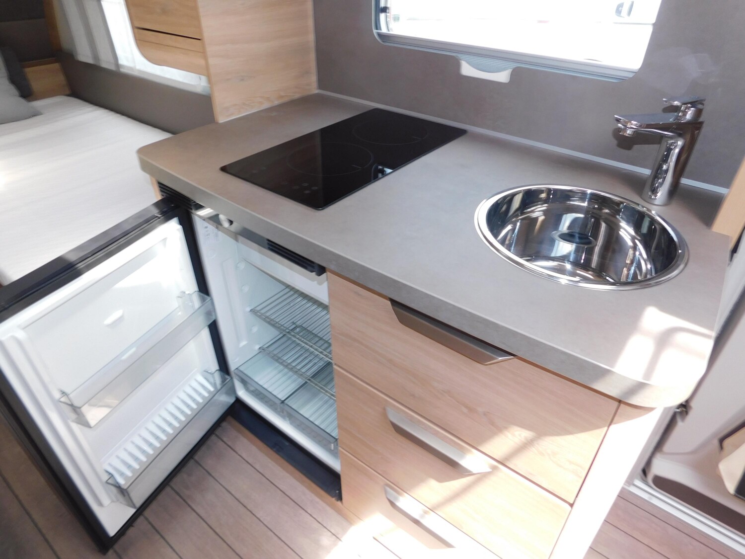 Knaus Südwind 60 YEARS 460 EU E-Power-Paket+Mover+ATC - Bild 13