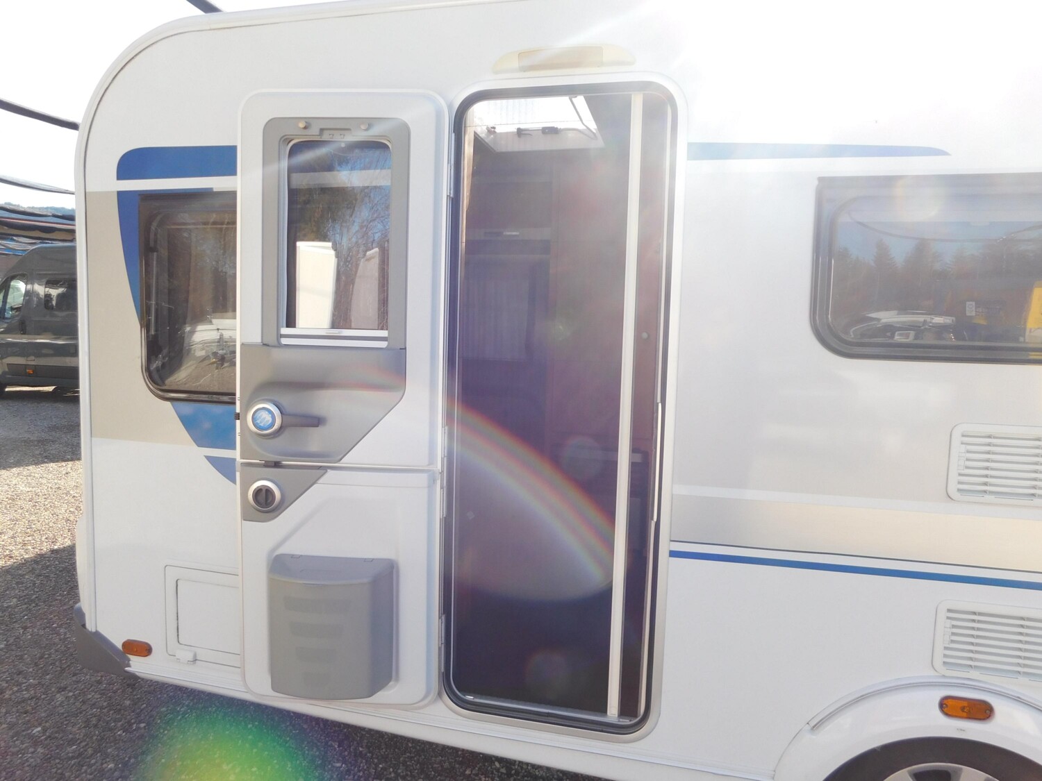 Knaus Südwind 460 EU Silver Edition Mover, Radio, uvm. - Bild 24