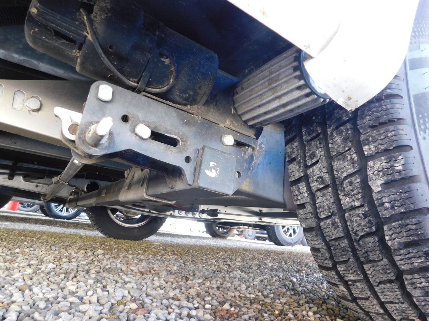 Knaus Südwind 460 EU Silver Edition Mover, Radio, uvm. - Bild 5