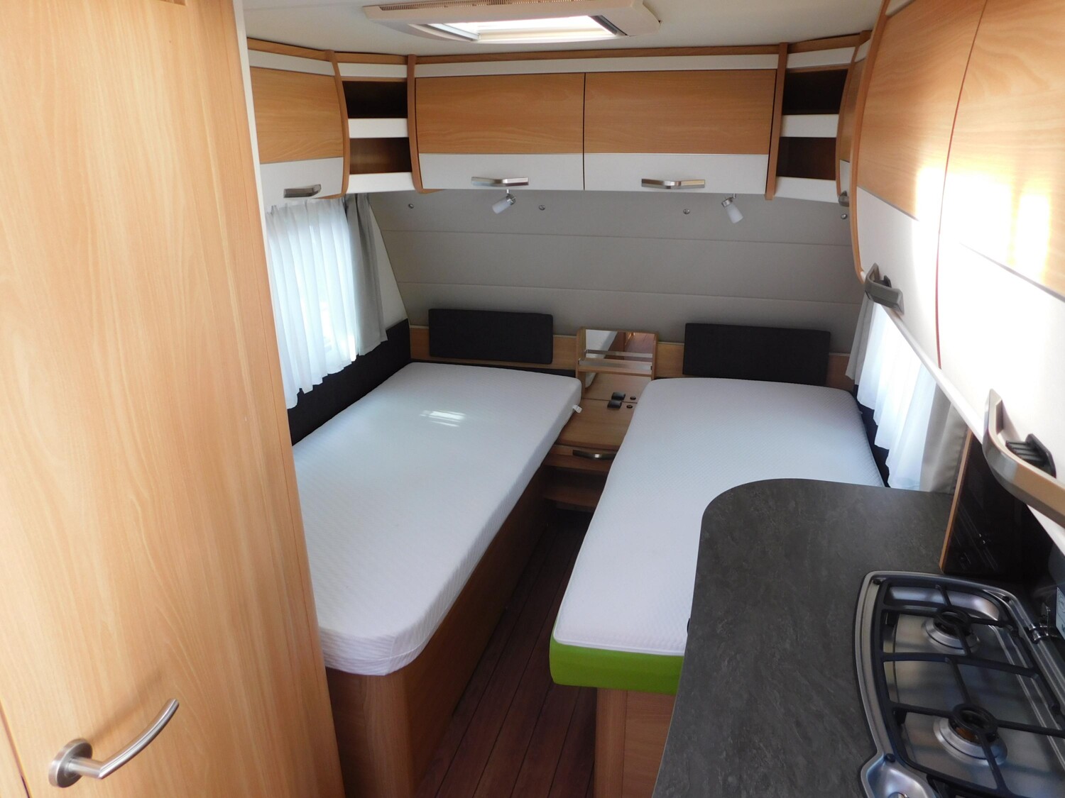 Knaus Südwind 460 EU Silver Edition Mover, Radio, uvm. - Bild 6