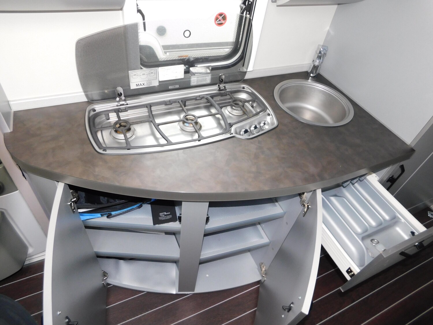 Knaus Sport & Fun 480 QL Mover, Solarpanel, 1700Kg - Bild 12