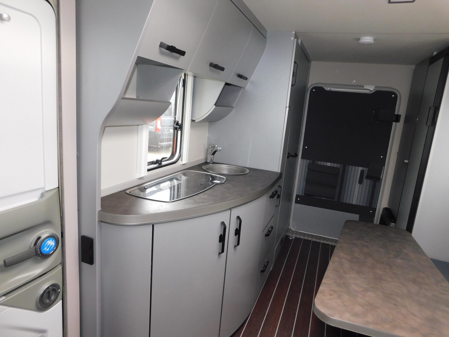 Knaus Sport & Fun 480 QL Mover, Solarpanel, 1700Kg - Bild 6