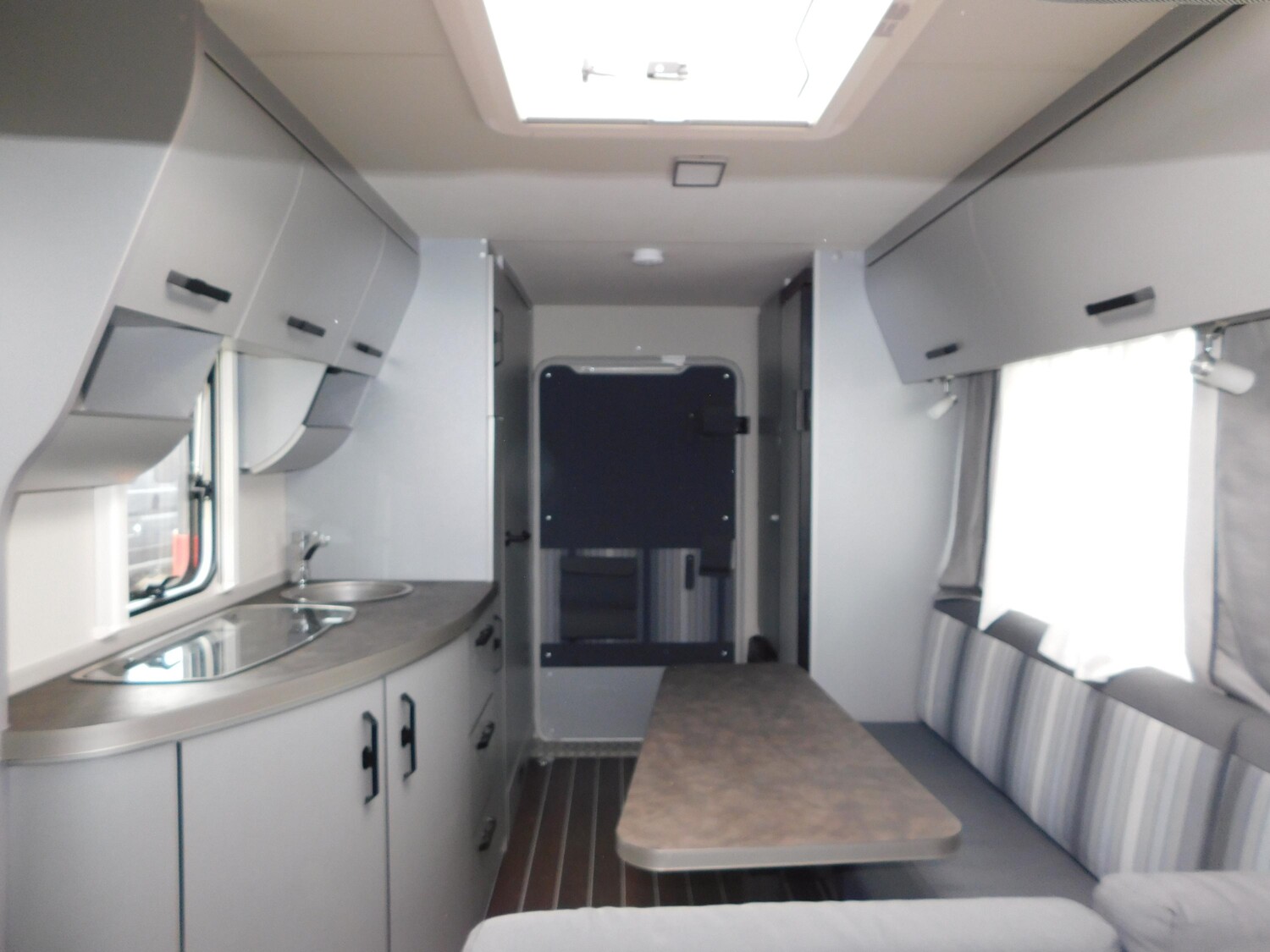 Knaus Sport & Fun 480 QL Mover, Solarpanel, 1700Kg - Bild 8